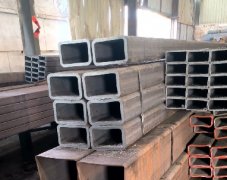 <b>山东盛欣金属材料有限公司：无缝方矩管的应用与优势</b>