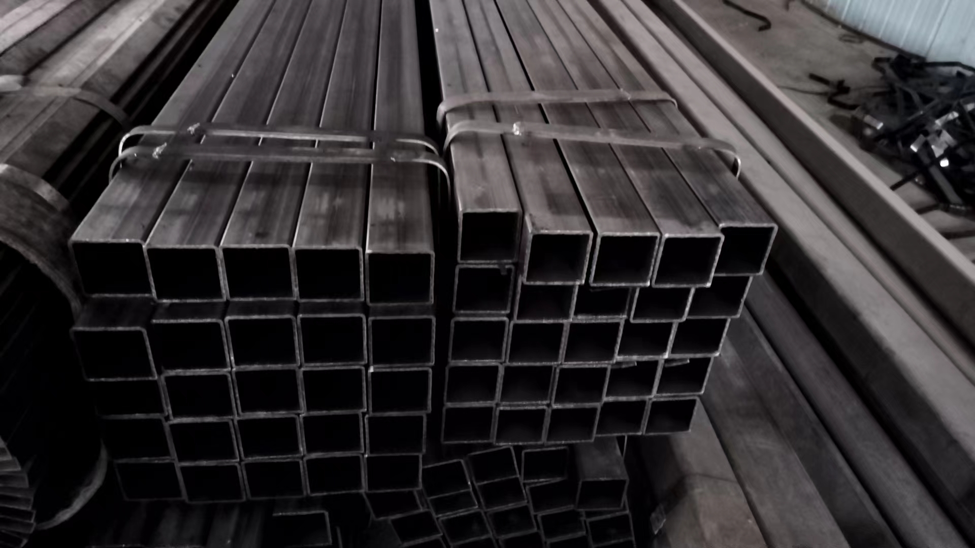 <b>山东盛欣金属材料有限公司：无缝方矩管，品质卓越，缔造未来工业新</b>